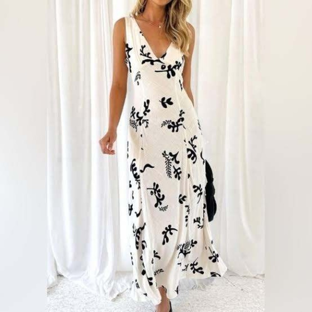 Paper Heart Linen Boho Coastal V-Neck Maxi Dress Sz M Cream Black Minimalist